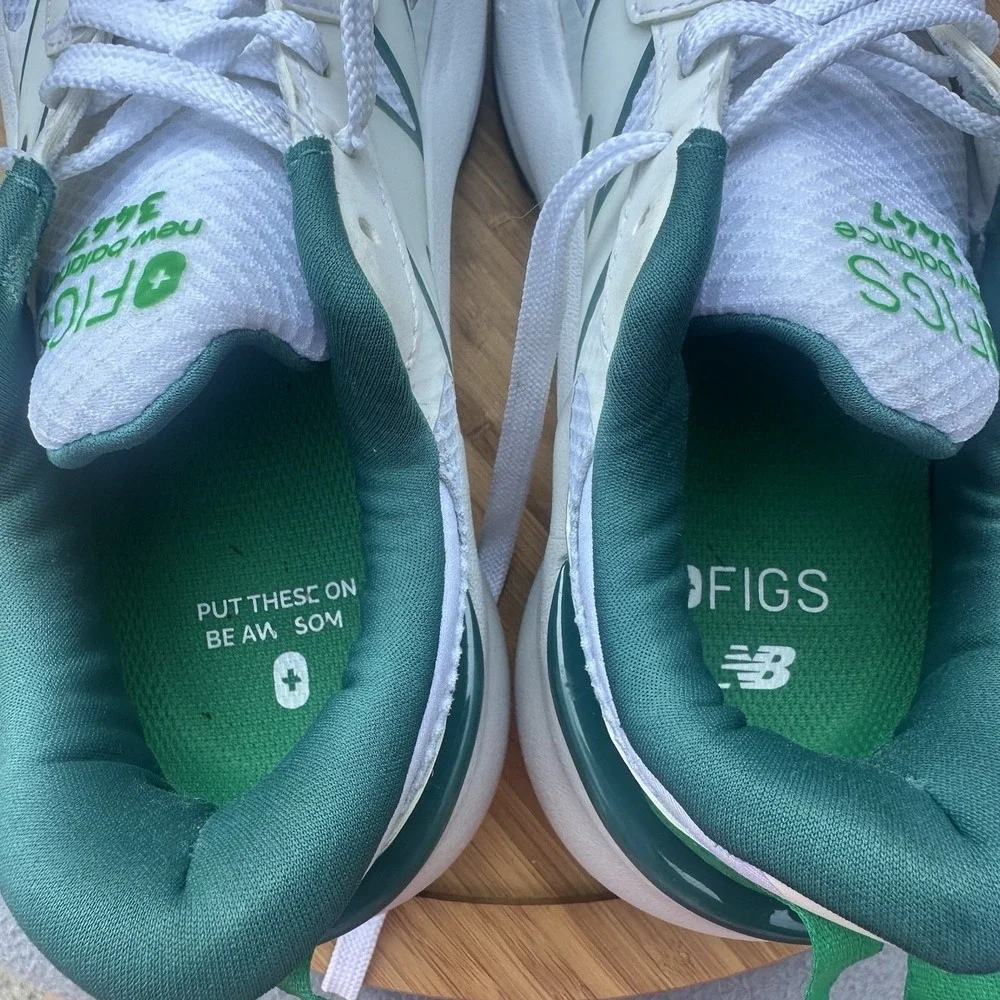 Figs x New Balance 3447 Sneakers Evergreen White Womens Size 7 U3447LE Nursing